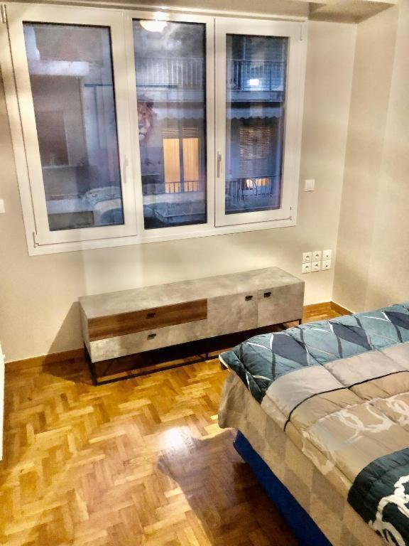 Economy Shared Apartment D In Central Athènes Extérieur photo